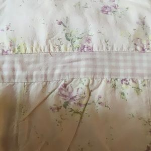 Shabby chic 2 table cloths 48”x 84” w/12 napkins